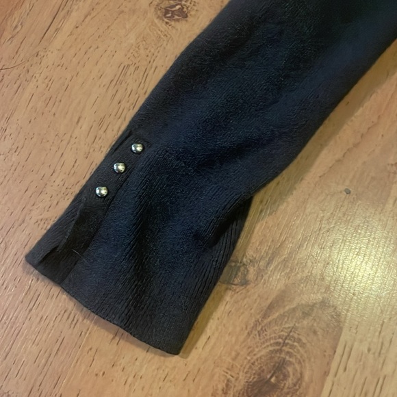 Charcoal gray fitted turtleneck sweater - Picture 2 of 4